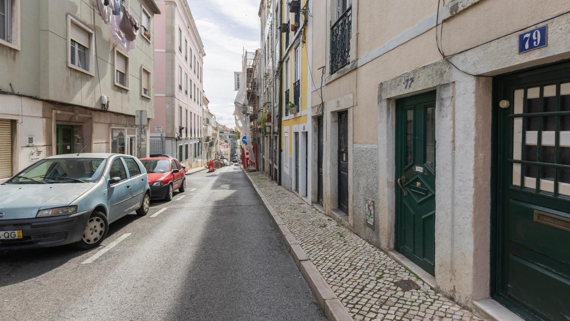 Sunny Design Apt In Praca Das Flores By Lovelystay Lisboa المظهر الخارجي الصورة