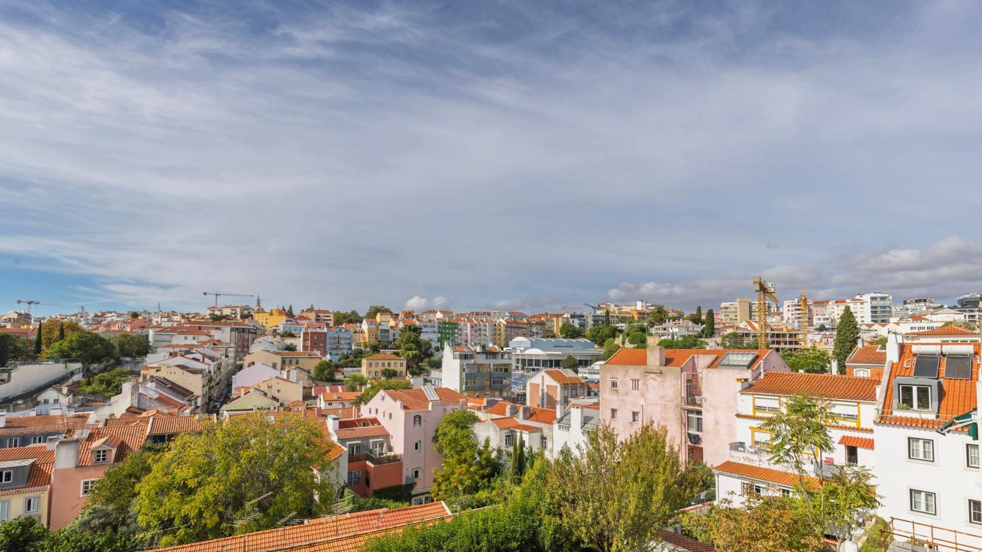 Sunny Design Apt In Praca Das Flores By Lovelystay Lisboa المظهر الخارجي الصورة