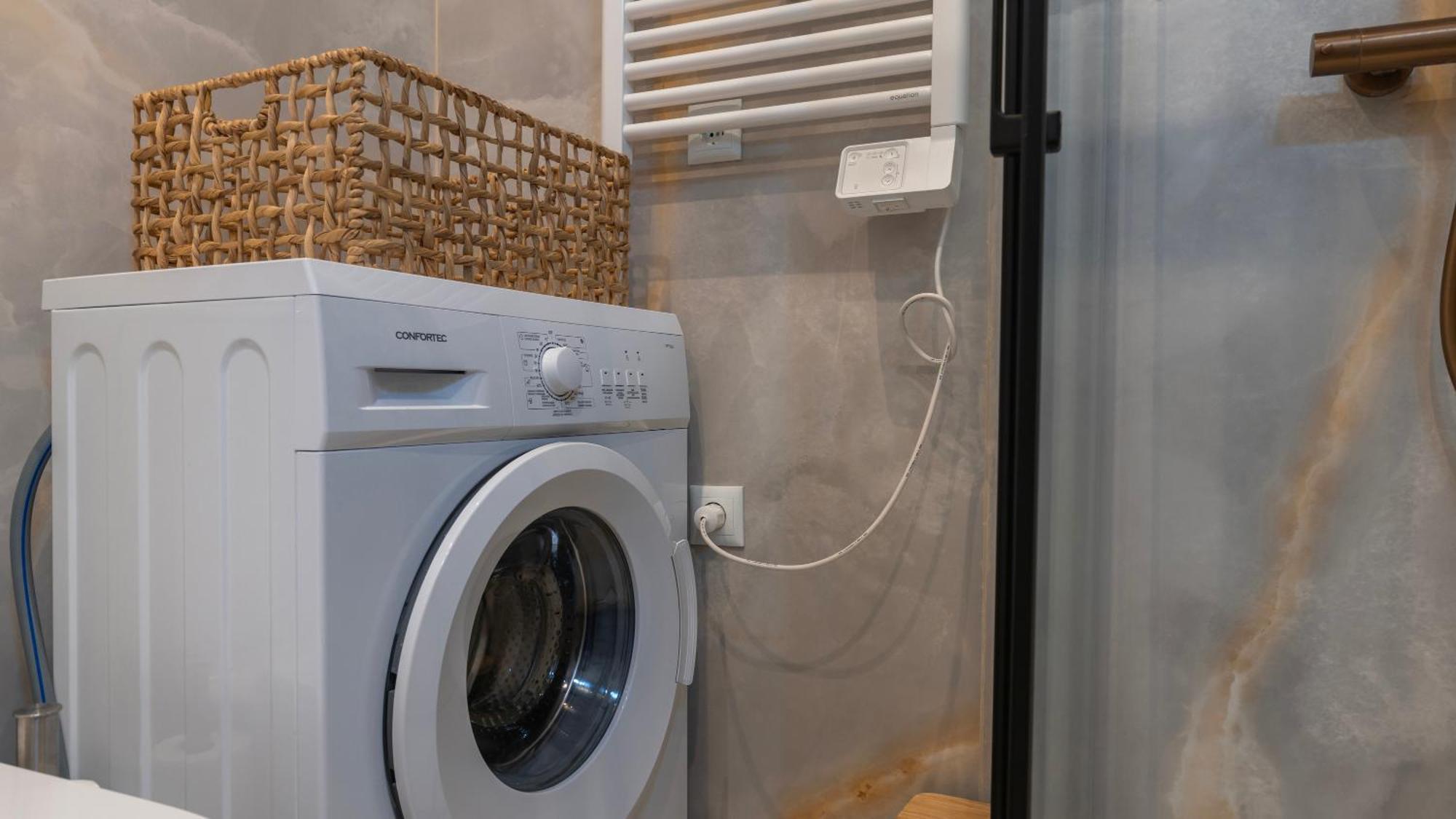 Sunny Design Apt In Praca Das Flores By Lovelystay Lisboa المظهر الخارجي الصورة