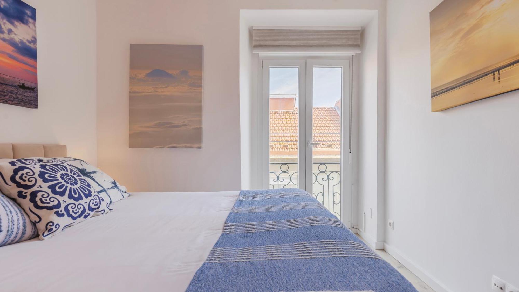 Sunny Design Apt In Praca Das Flores By Lovelystay Lisboa المظهر الخارجي الصورة