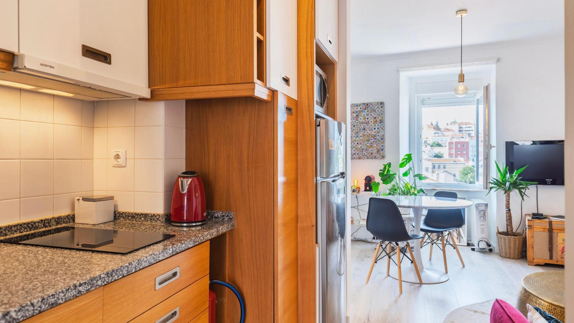Sunny Design Apt In Praca Das Flores By Lovelystay Lisboa المظهر الخارجي الصورة
